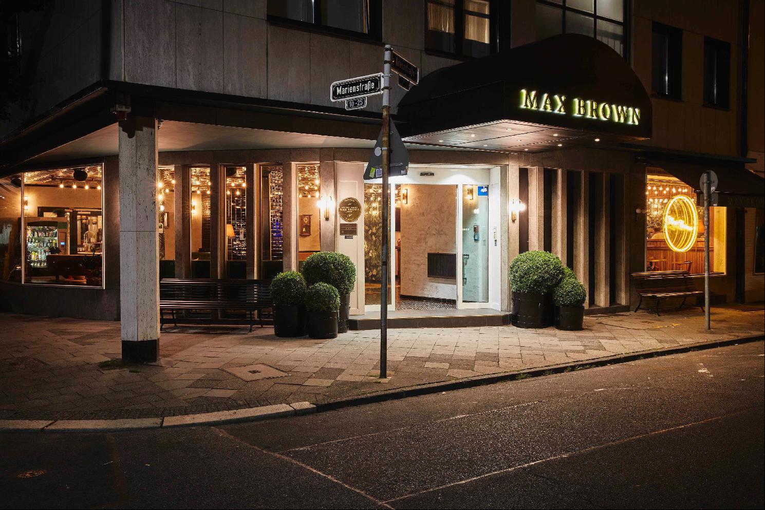 Max Brown Hotel Midtown, Part Of Sircle Collection Düsseldorf Exterior foto
